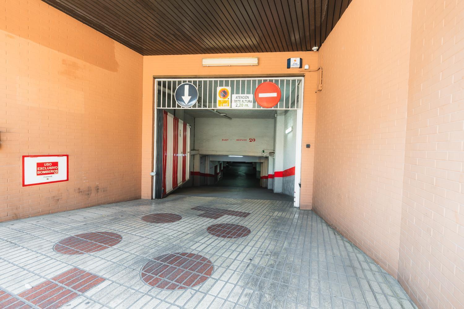 Constitucion Apartment - Free Parking Granada Kültér fotó